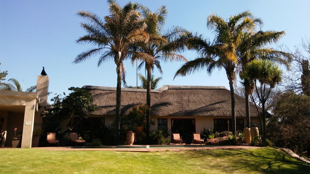 Lourie Lodge Sandton Exterior photo